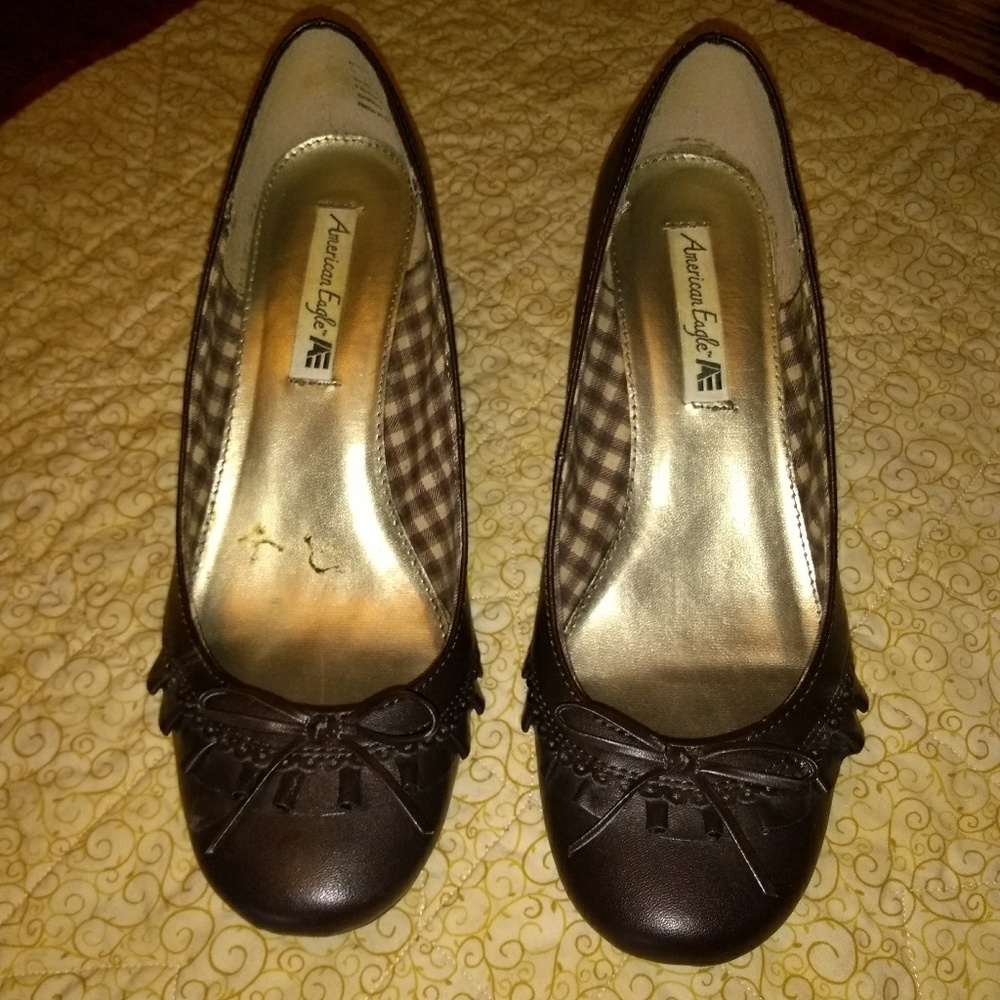 American Eagle Wedges
